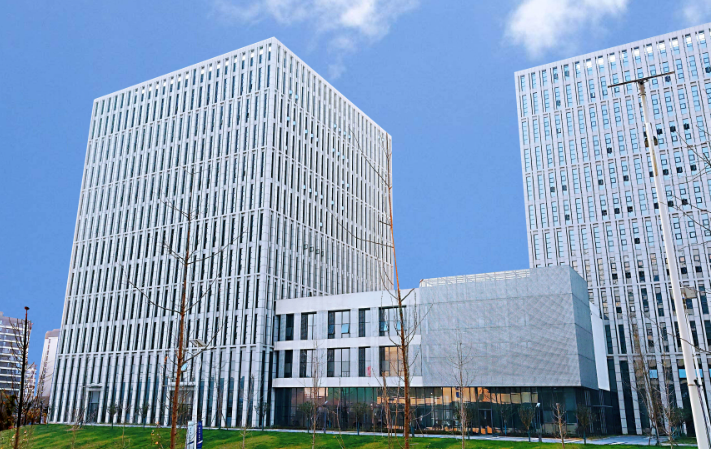 南阳网站建设公司解读响应式设计与移动端适配方案